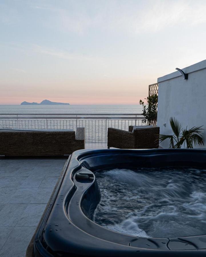 Ferienwohnung Thomas Sea View Torre del Greco Exterior foto